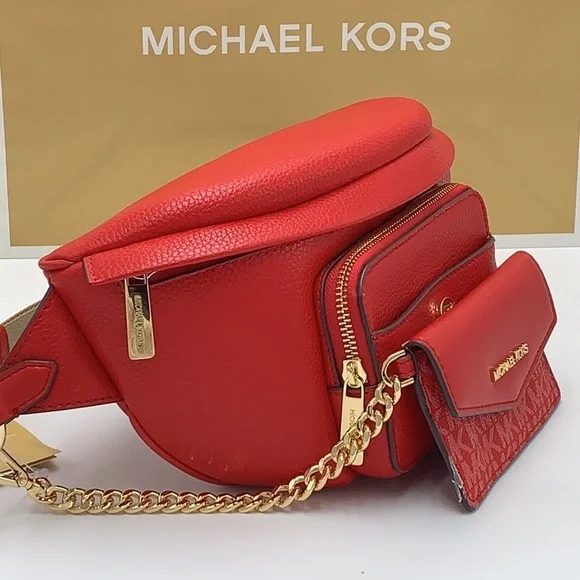 MICHAEL KORS
Maisie Large Pebbled Leather 2-in-1
Waistpack Fannypack Cro… - Picture 7 of 16